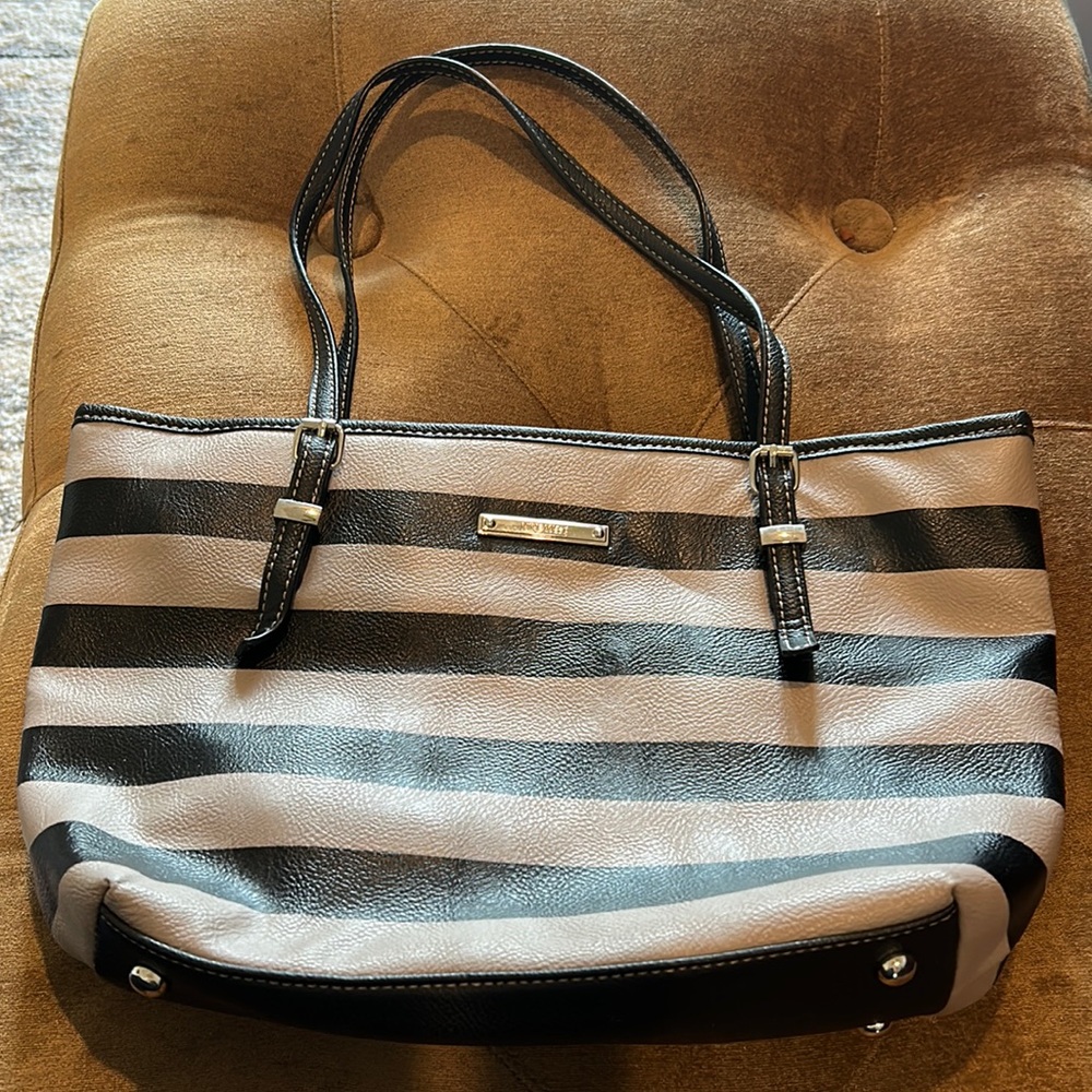 Nine West black and gray striped purse